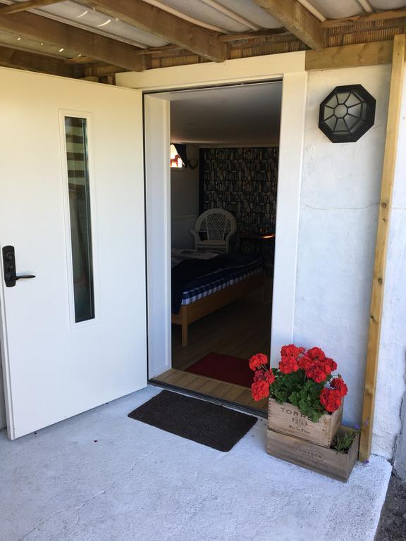 Rum I Villa - Kaerleksudden Norrtaelje Екстериор снимка